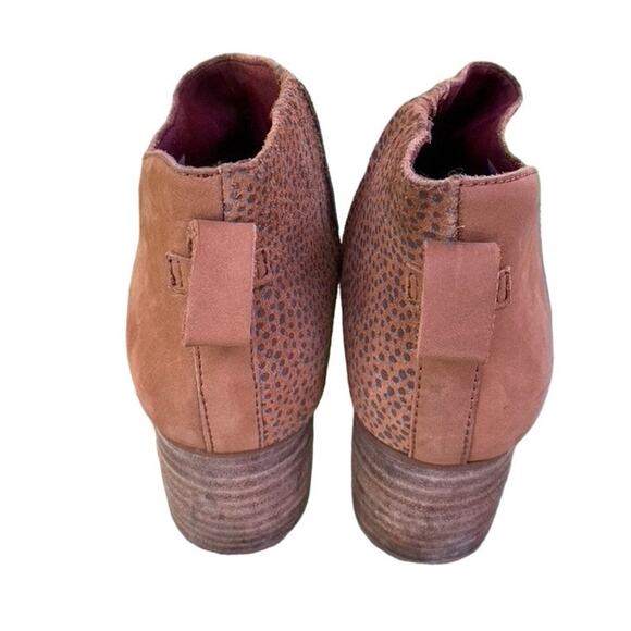 TOMS Leilani Brown Suede Leather Ankle Bootie with Cheetah Print Size 8.5 - Picture 5 of 7